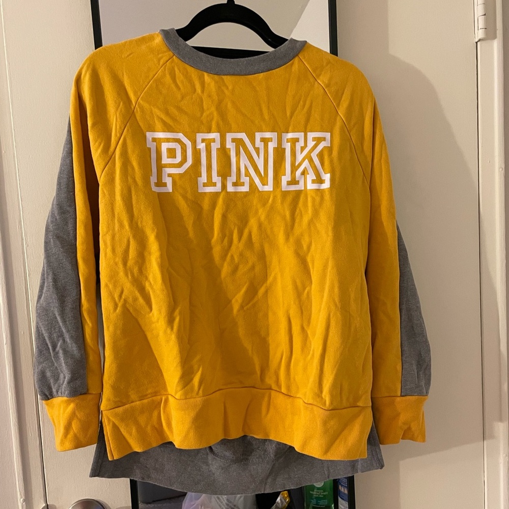 Pink long sleeve crewneck